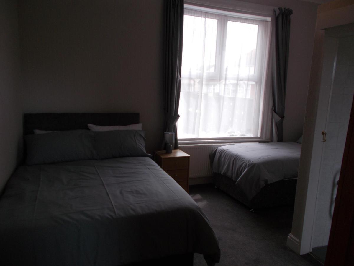 Kelso House Holiday Flats Blackpool Extérieur photo